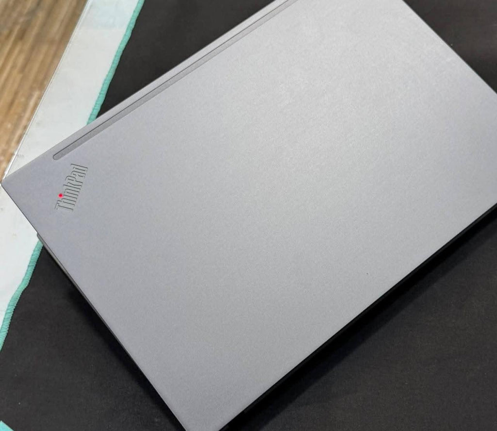 (Used laptop) Lenovo Thinkpad T14 Gen2